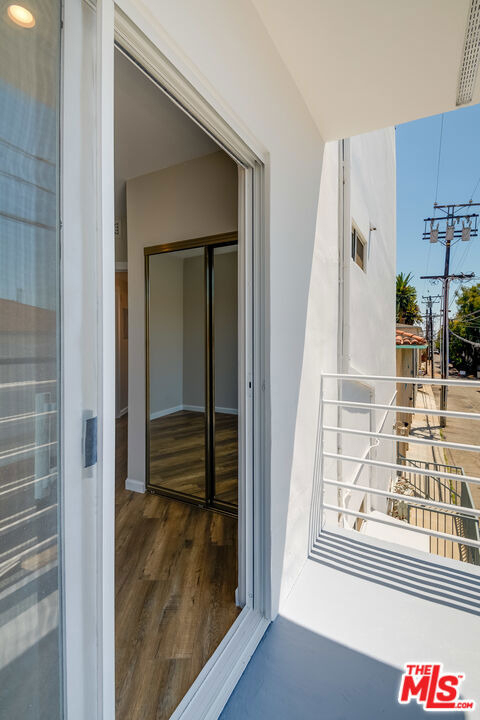 842 11th Street - Photo 22