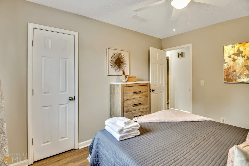 2025 Winsburg Drive Nw - Photo 17