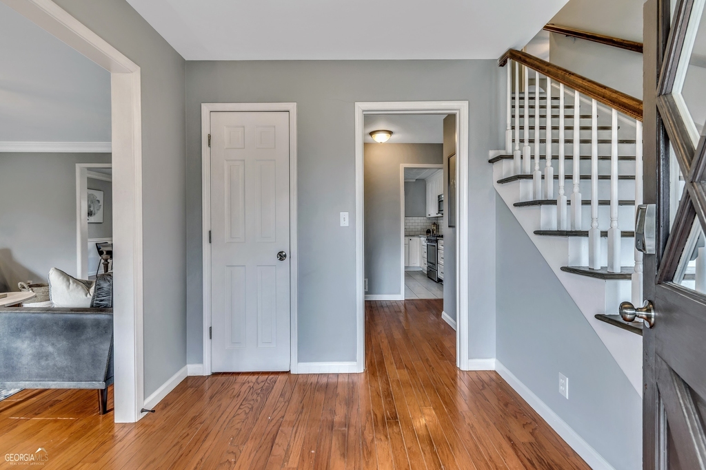 367 Autumn Lane Se - Photo 1