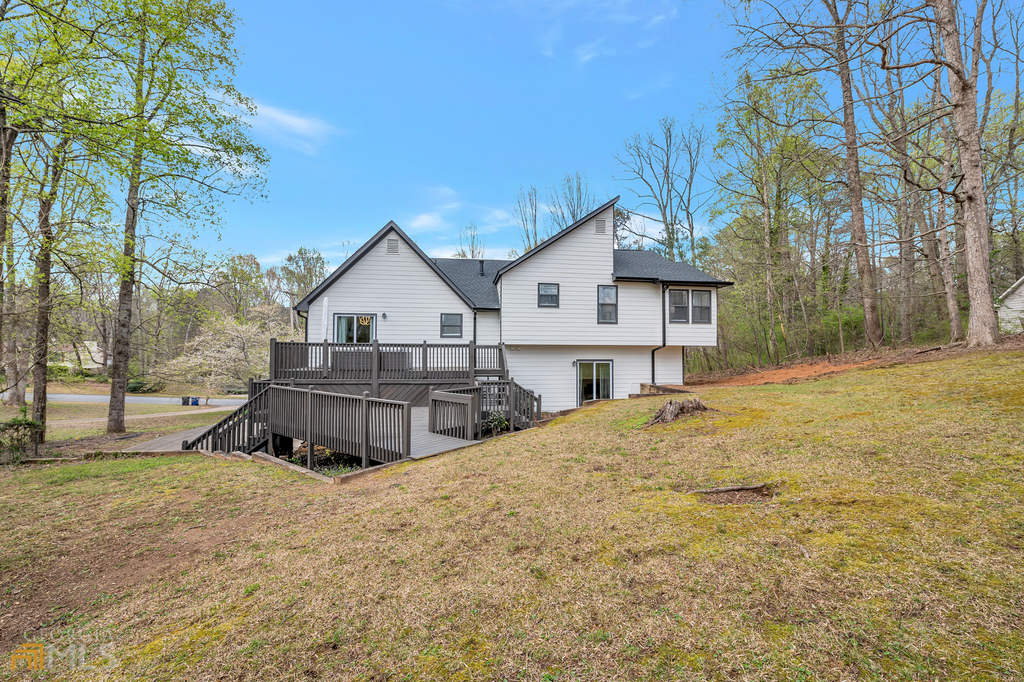 1898 Winding Creek Lane Sw - Photo 20