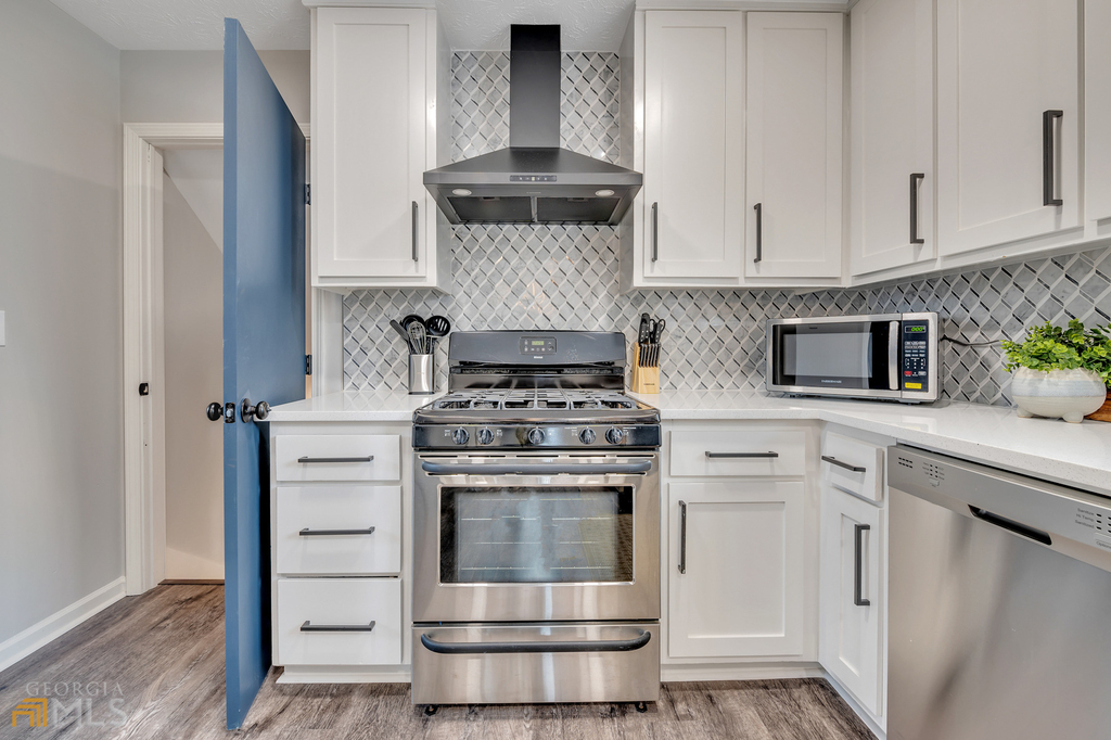 1898 Winding Creek Lane Sw - Photo 8
