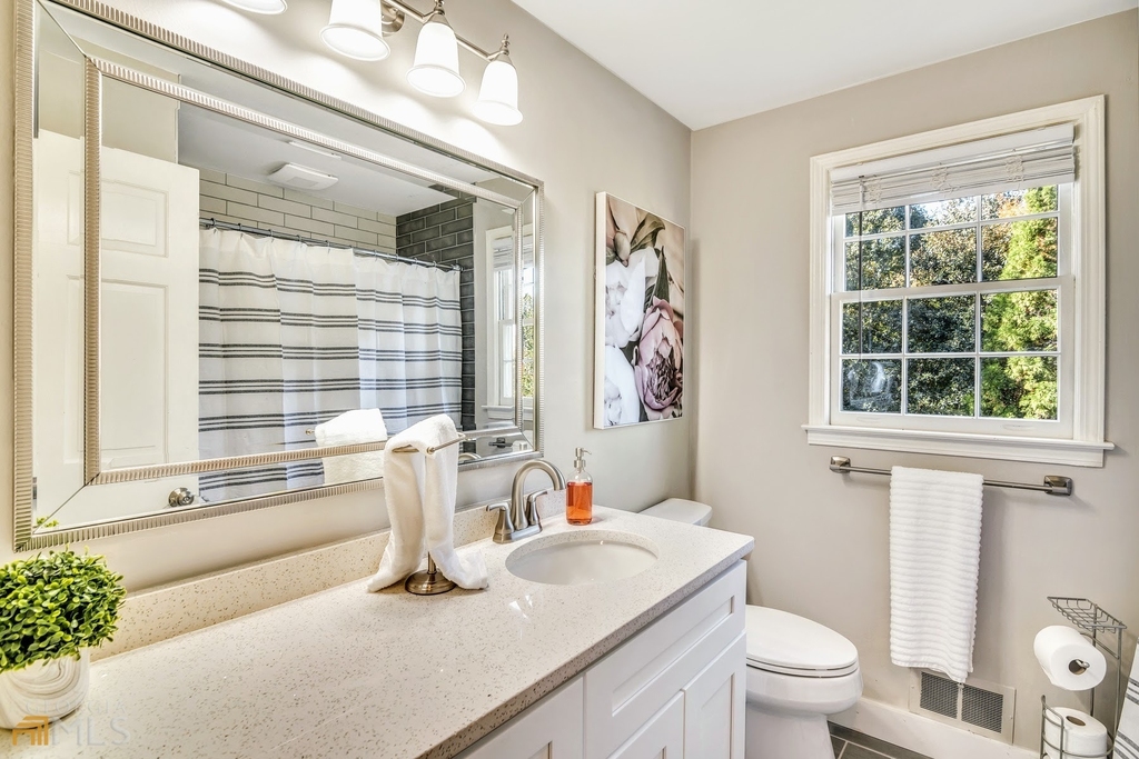 2532 Lakebrook Court - Photo 27