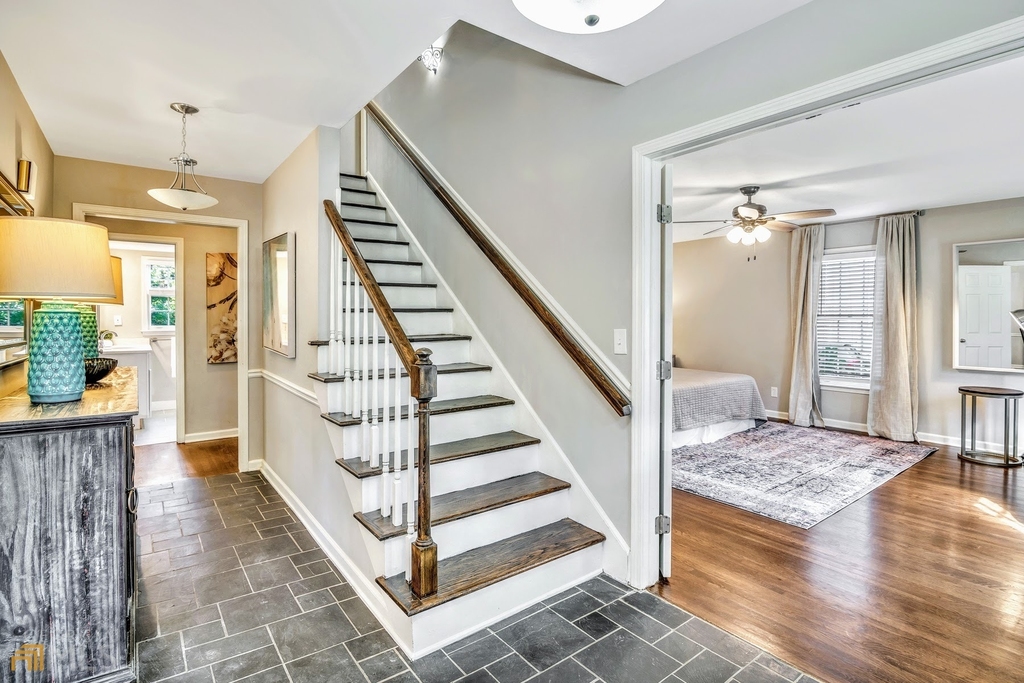 2532 Lakebrook Court - Photo 3