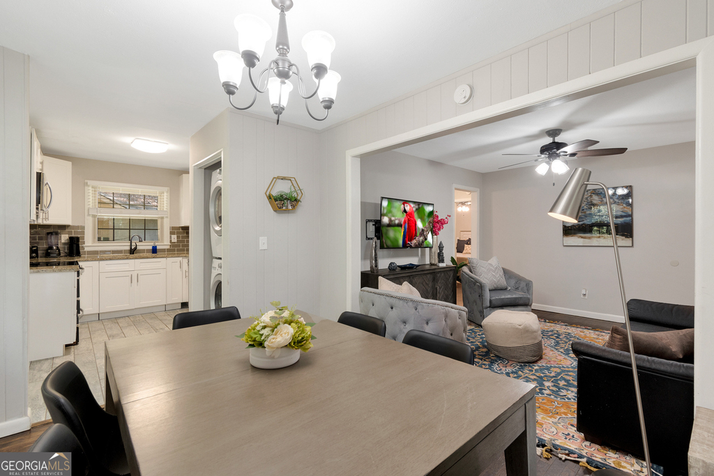 240 Lake Drive - Photo 4