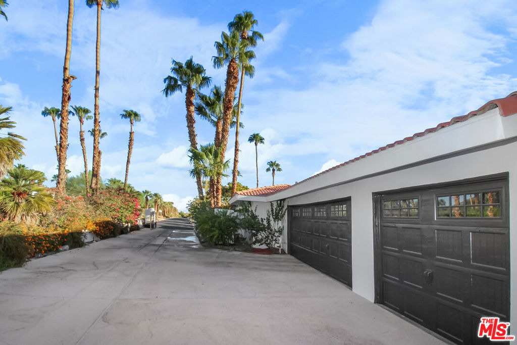 49340 Sunrose Lane - Photo 40