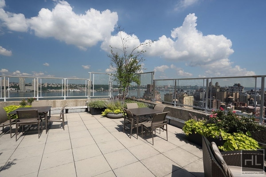 West End Avenue - Photo 10