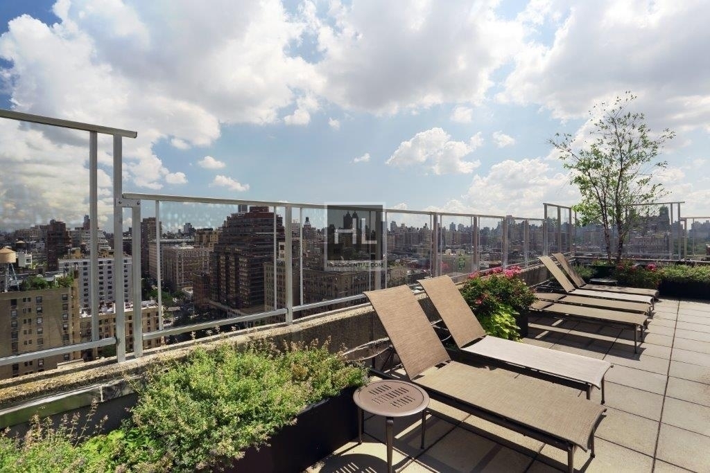 West End Avenue - Photo 13
