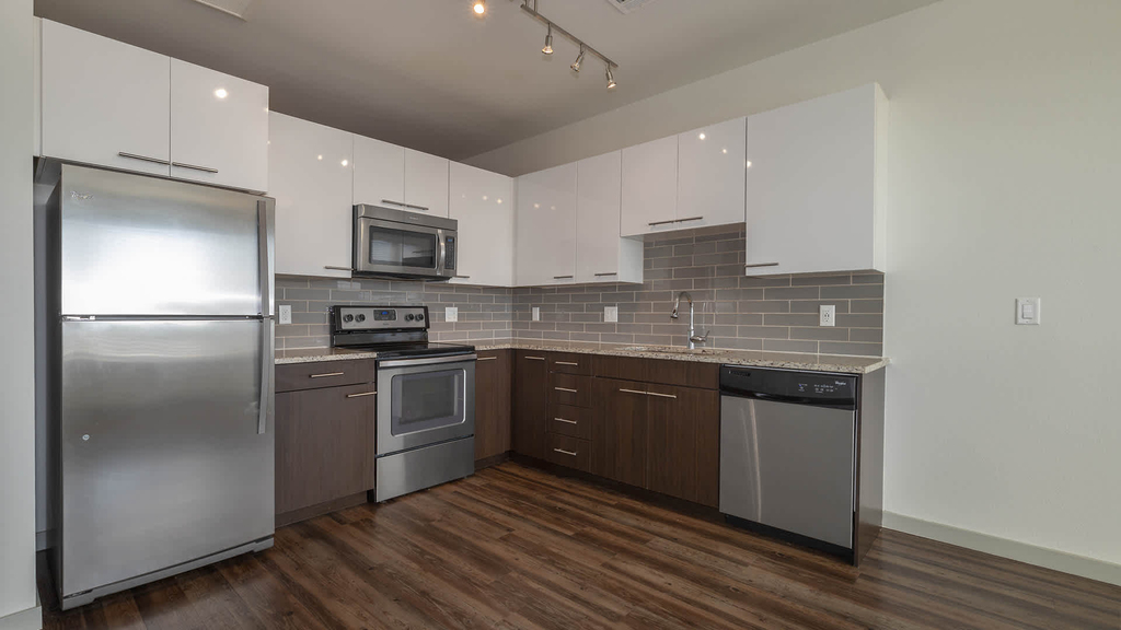 6750 E Chenango Ave - Photo 4