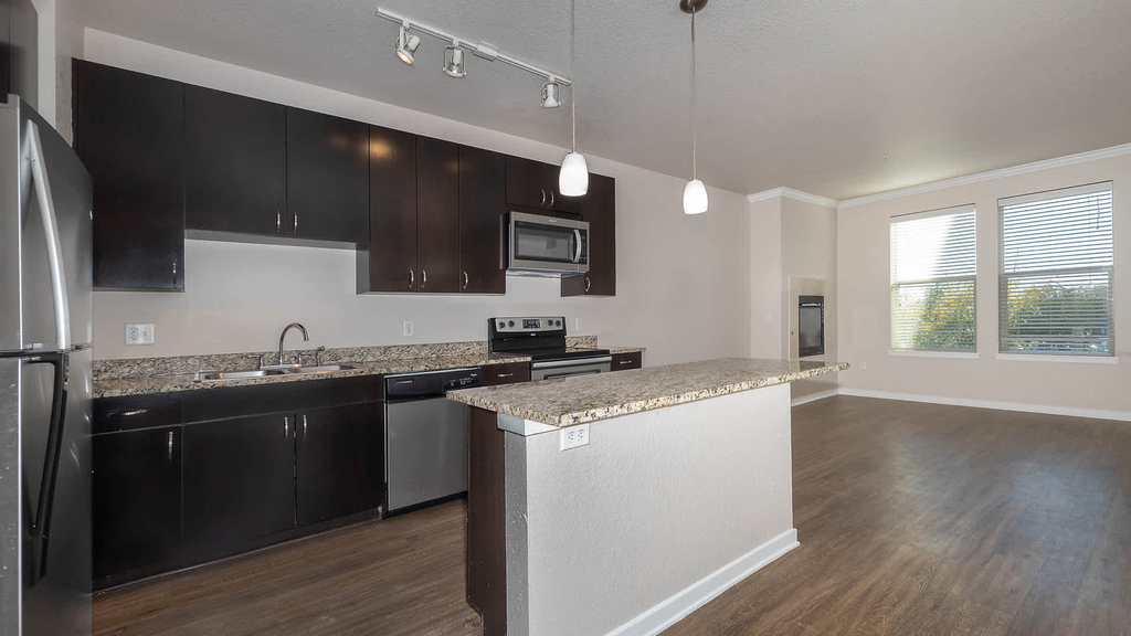 14770 Orchard Pkwy - Photo 13