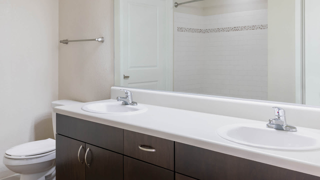 14770 Orchard Pkwy - Photo 33