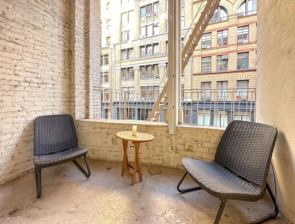 East 12th Street/ brodway - Photo 16