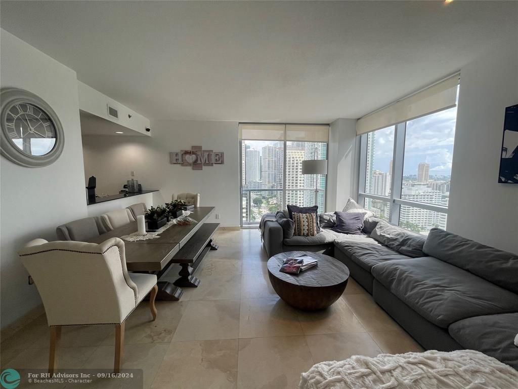 1060 Brickell Ave - Photo 4