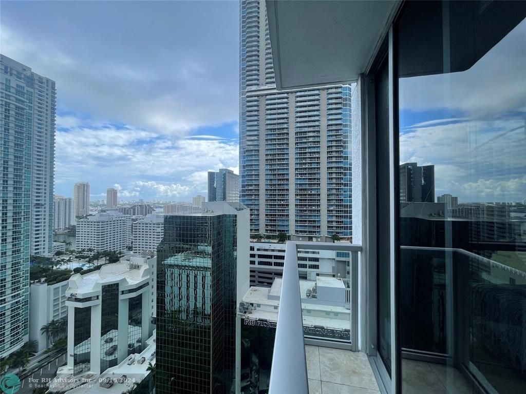 1060 Brickell Ave - Photo 36