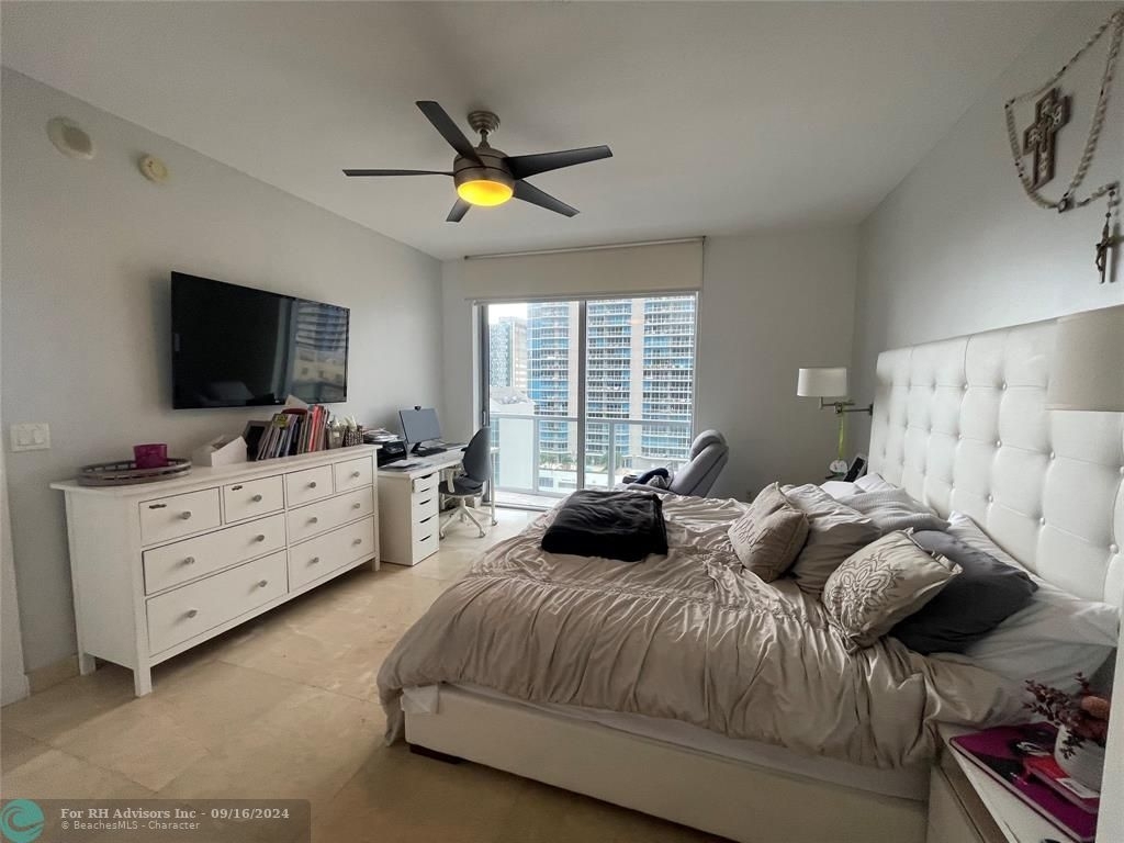 1060 Brickell Ave - Photo 28
