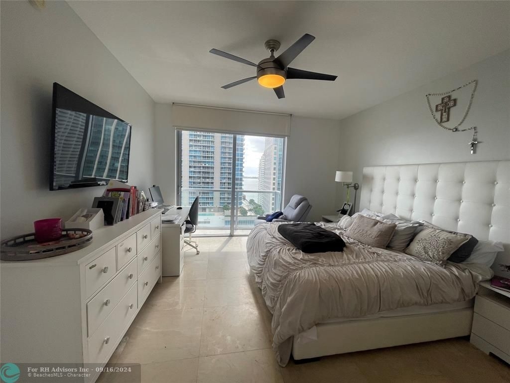 1060 Brickell Ave - Photo 26