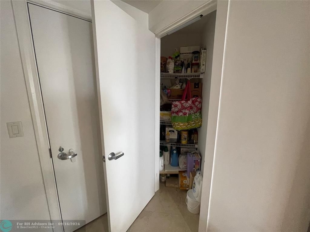 1060 Brickell Ave - Photo 14