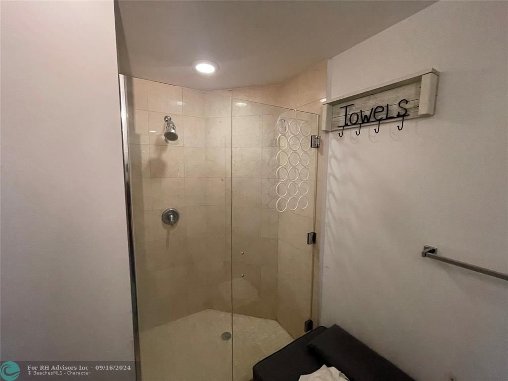 1060 Brickell Ave - Photo 23