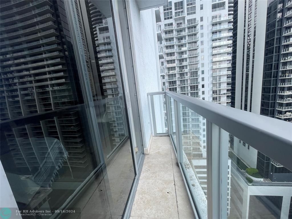 1060 Brickell Ave - Photo 38