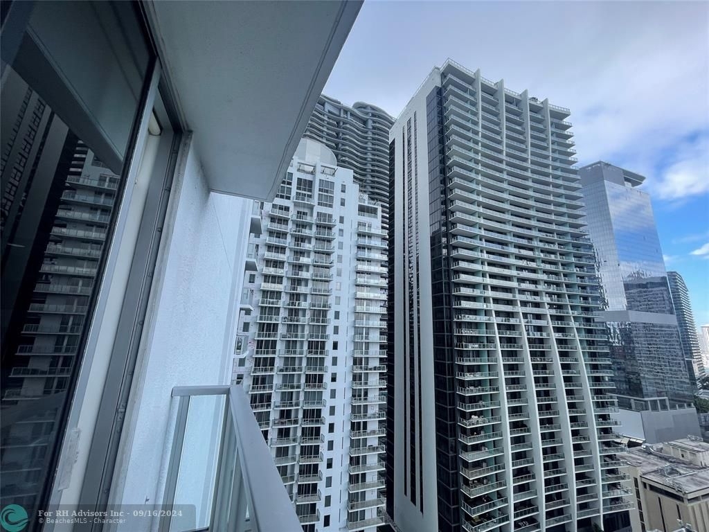 1060 Brickell Ave - Photo 37