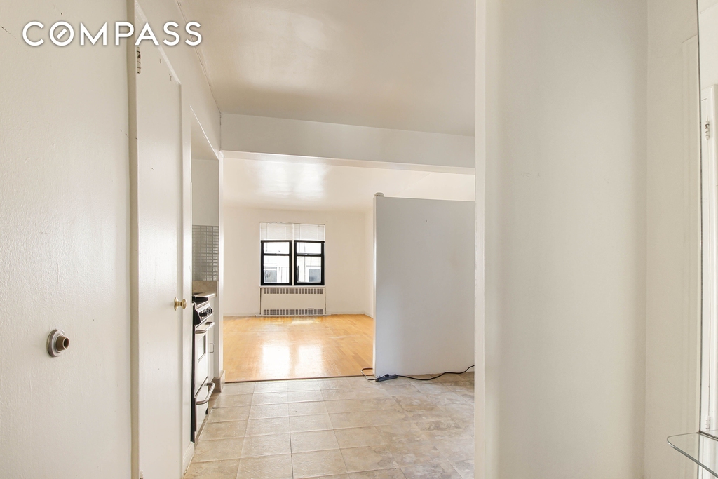 315 E 56th St - Photo 0