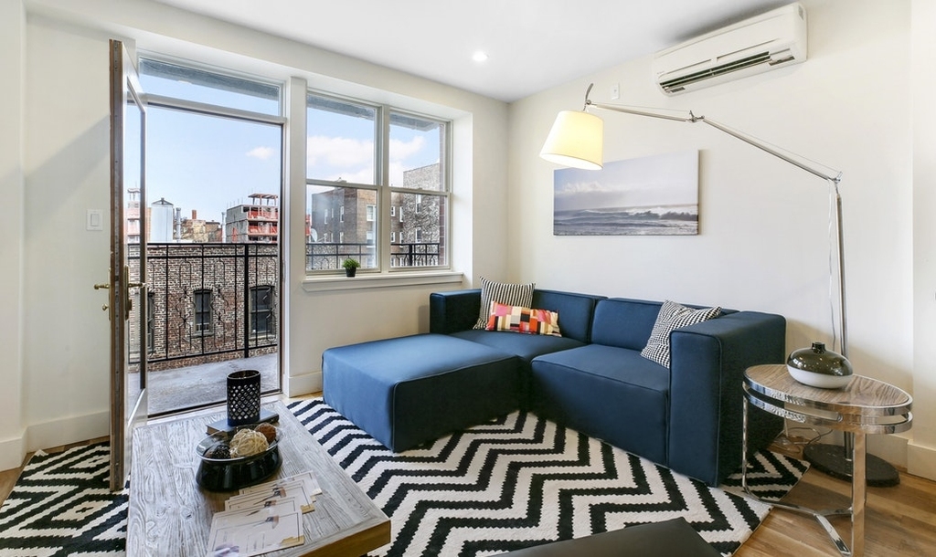 1543 East 19th Street - Photo 1