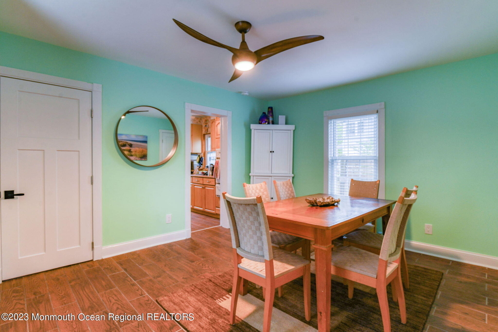 819 Dunlewy Street - Photo 11
