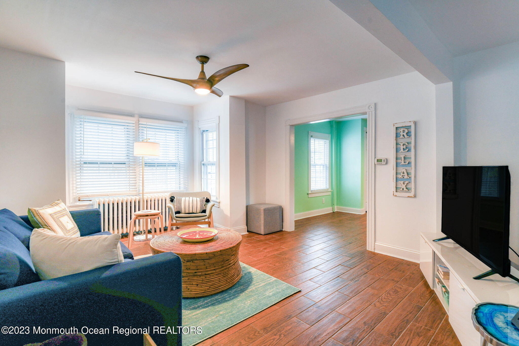819 Dunlewy Street - Photo 7