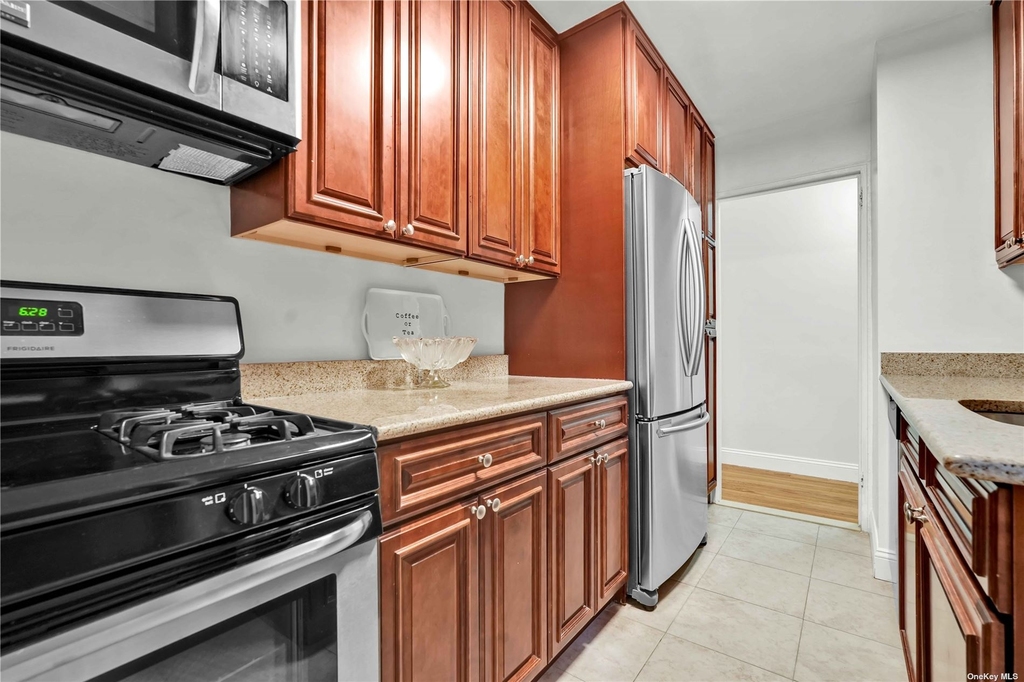 83-75 118th Street - Photo 12