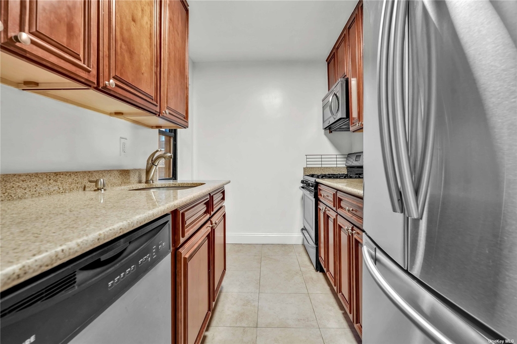 83-75 118th Street - Photo 11