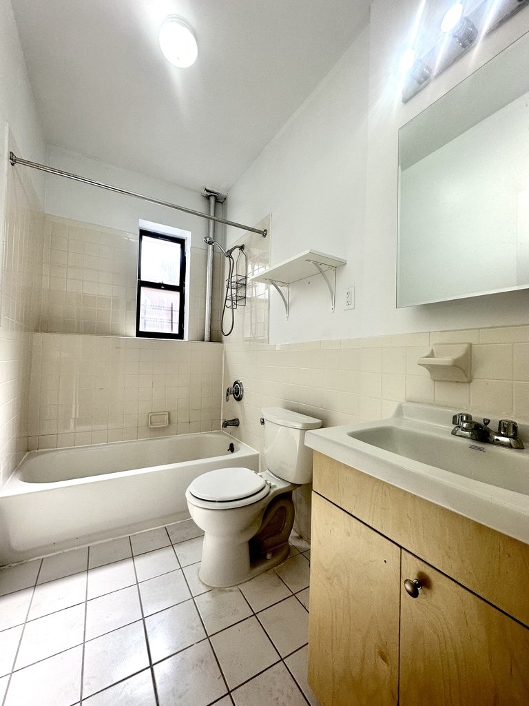 600 W 164th St - Photo 5