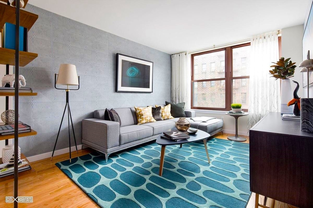 510 Flatbush Avenue - Photo 0