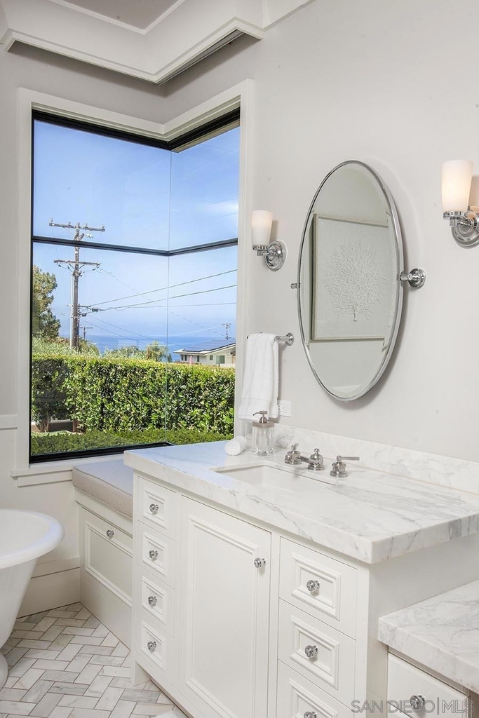 443 11th Street - Photo 24