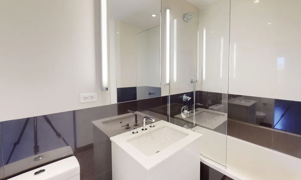 West 92 St.  - Photo 8