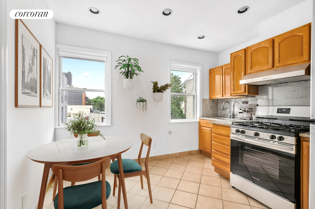 356 Leonard Street - Photo 0