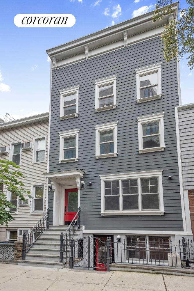 356 Leonard Street - Photo 10
