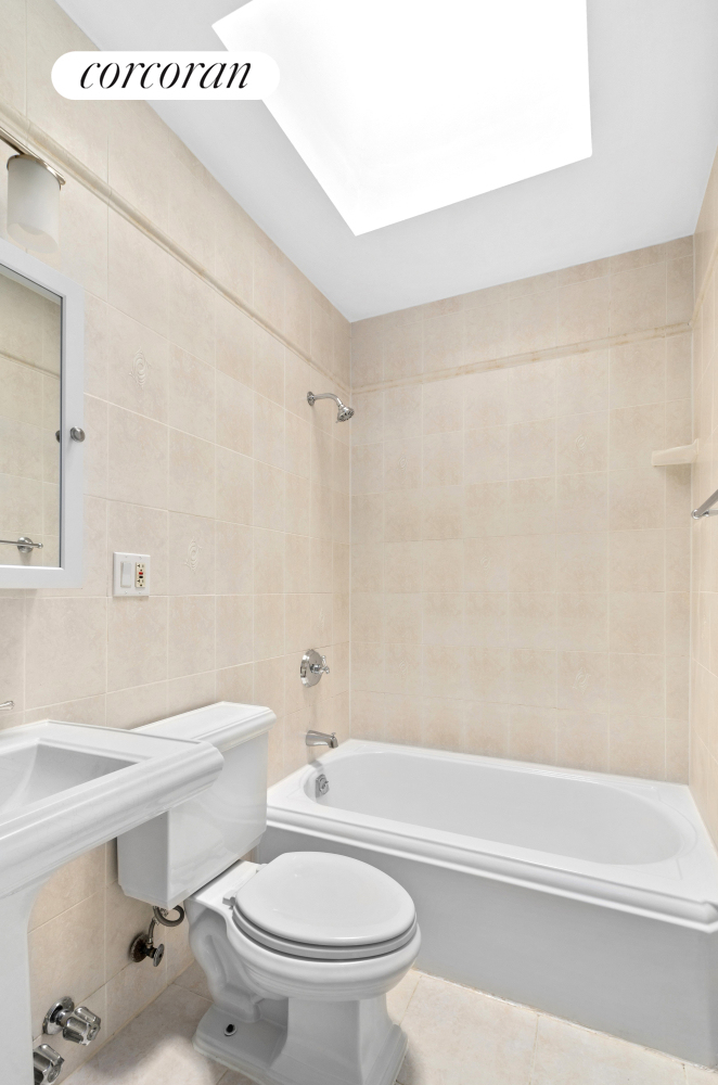 356 Leonard Street - Photo 8