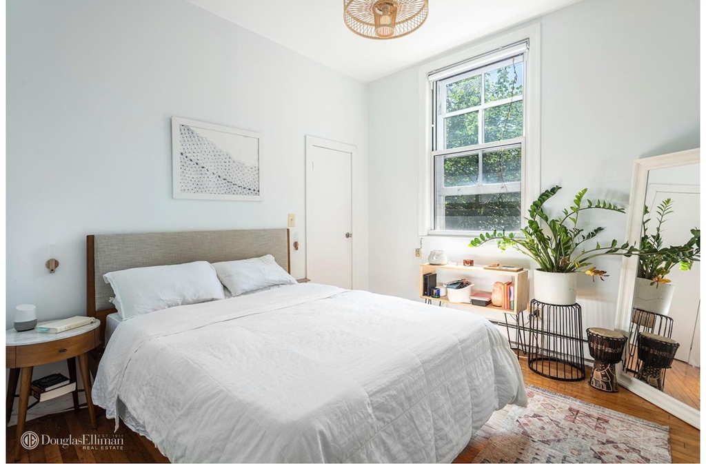 30 Saint Felix St - Photo 3