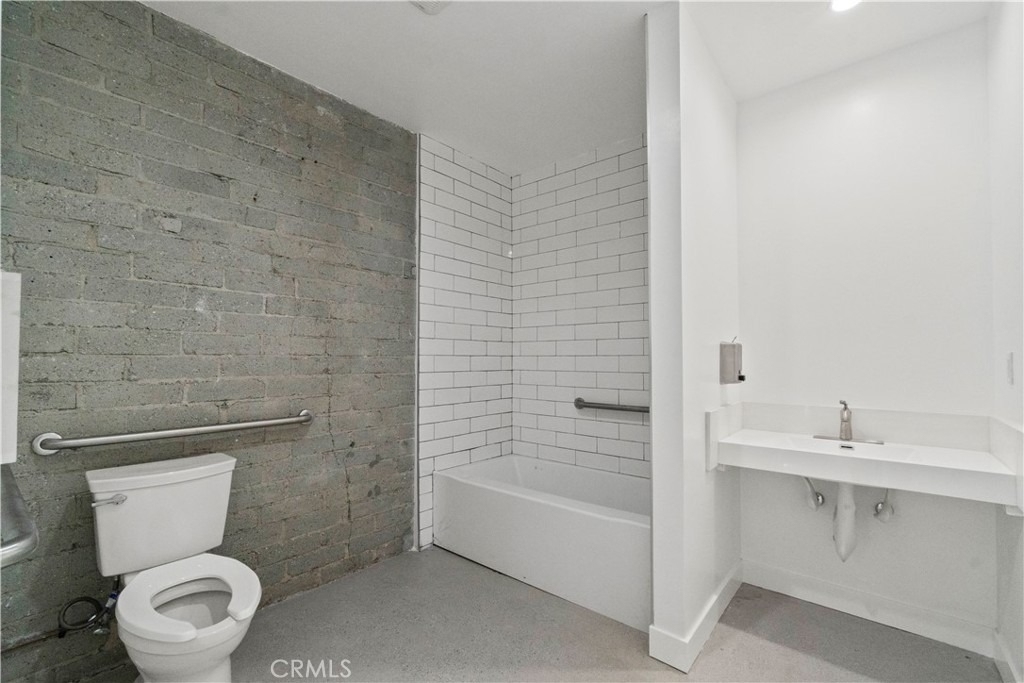 1901 S Pacific Avenue - Photo 4