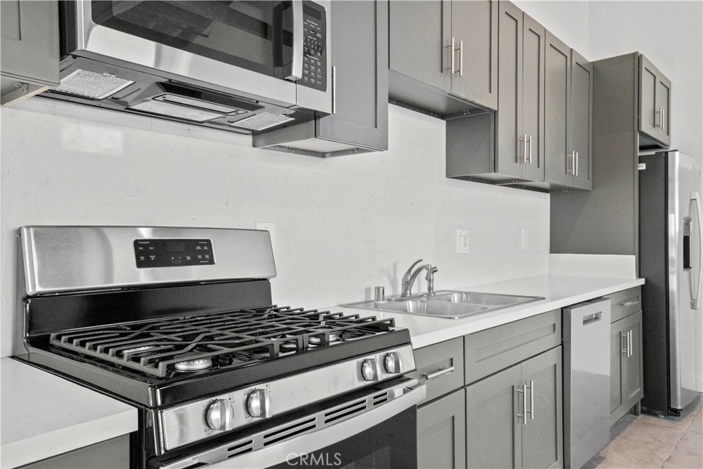 1901 S Pacific Avenue - Photo 6