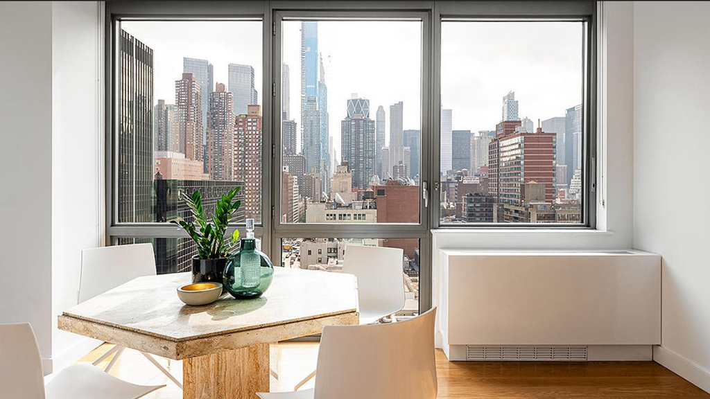 West 57th Street - Photo 3