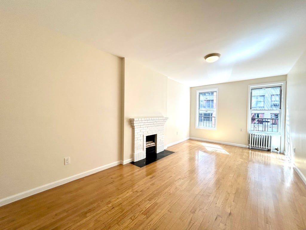 56th & 6th Ave - Photo 1
