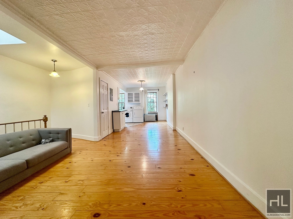 409 East 118 Street - Photo 0