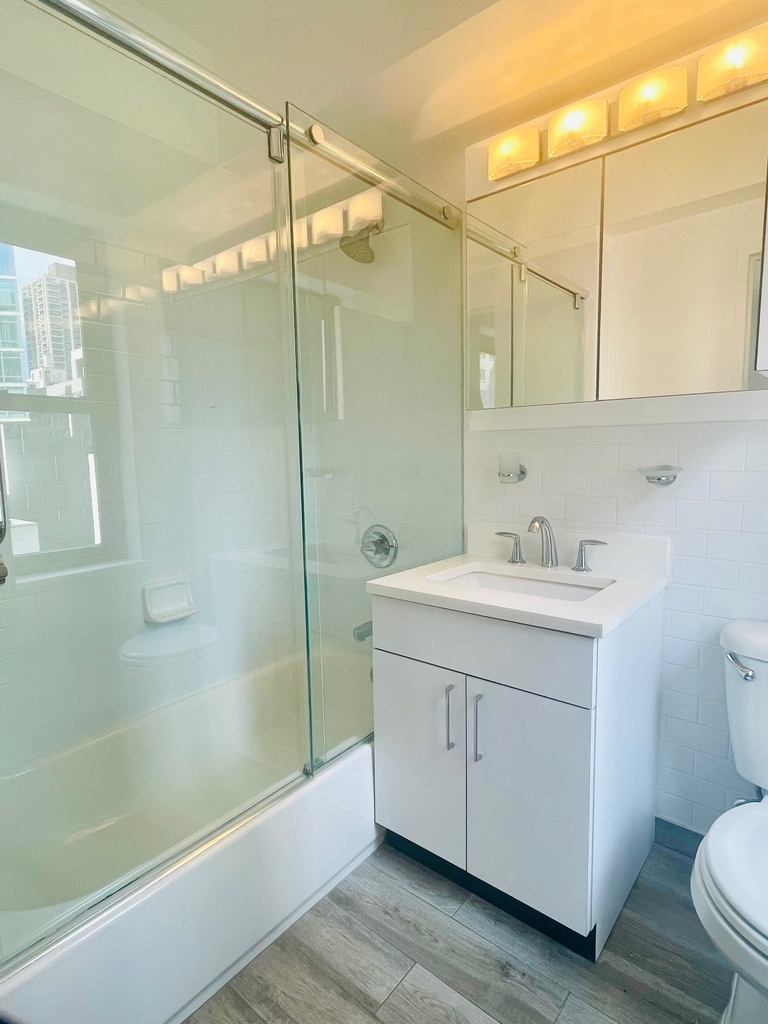  East 57th Street - Photo 13