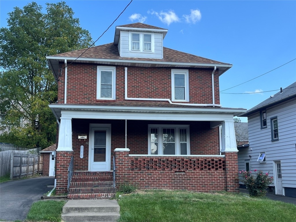 110 Hayes Avenue - Photo 1