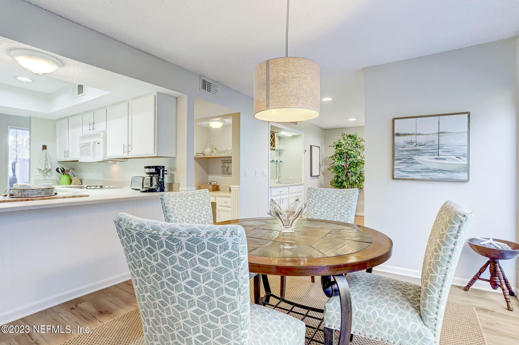 10025 Sawgrass Drive E - Photo 17