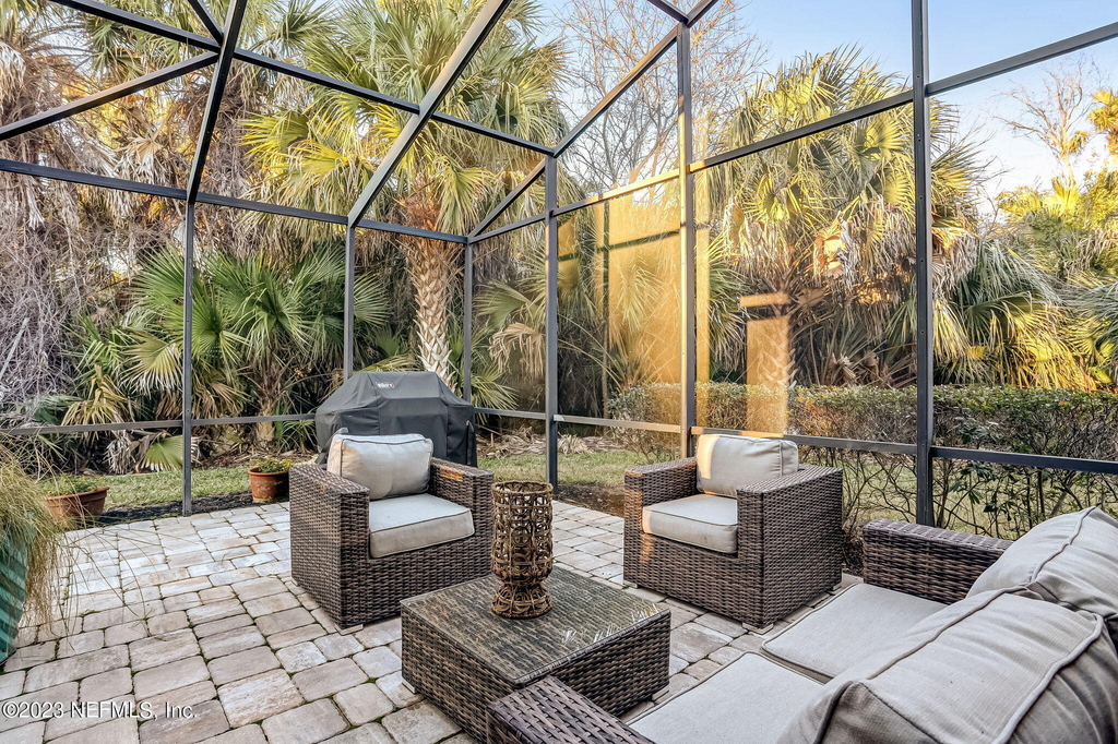 10025 Sawgrass Drive E - Photo 55