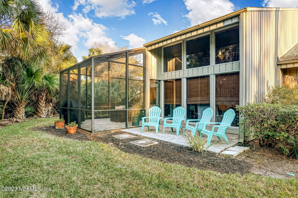 10025 Sawgrass Drive E - Photo 61