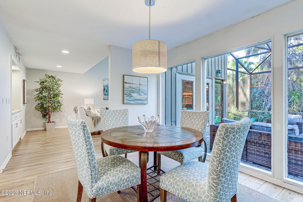 10025 Sawgrass Drive E - Photo 16