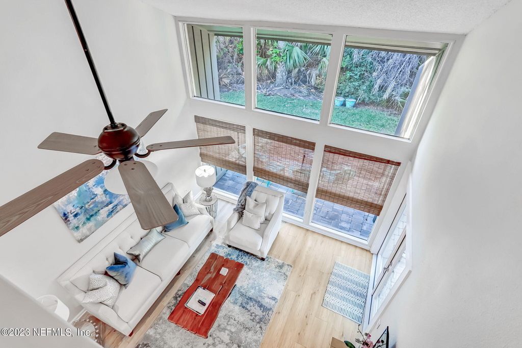 10025 Sawgrass Drive E - Photo 37