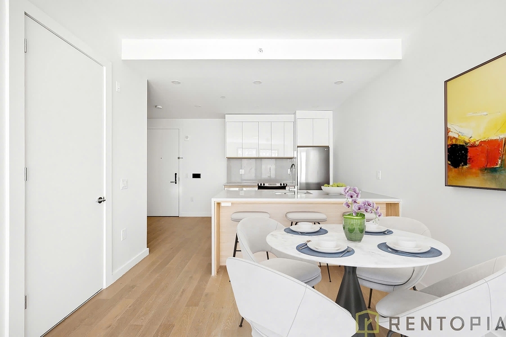 99 Fleet Place - Photo 1